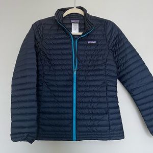 Patagonia light down jacket navy blue size xs